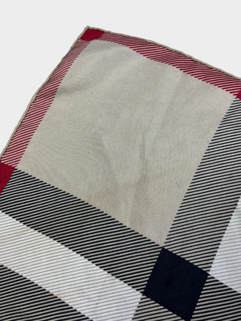 BURBERRY SILK HANDKERCHIEF