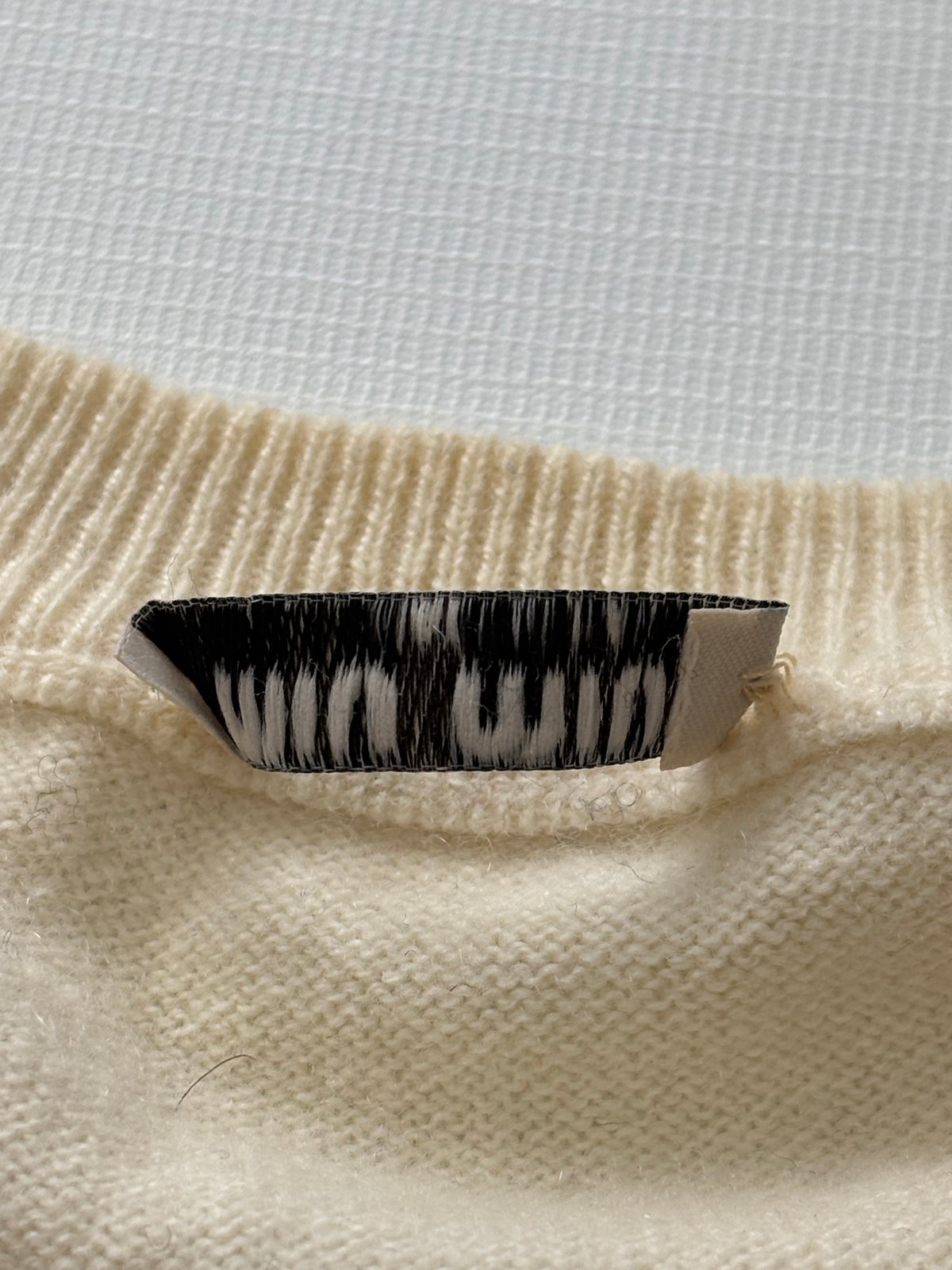 MIU MIU CASHMERE CARDIGAN