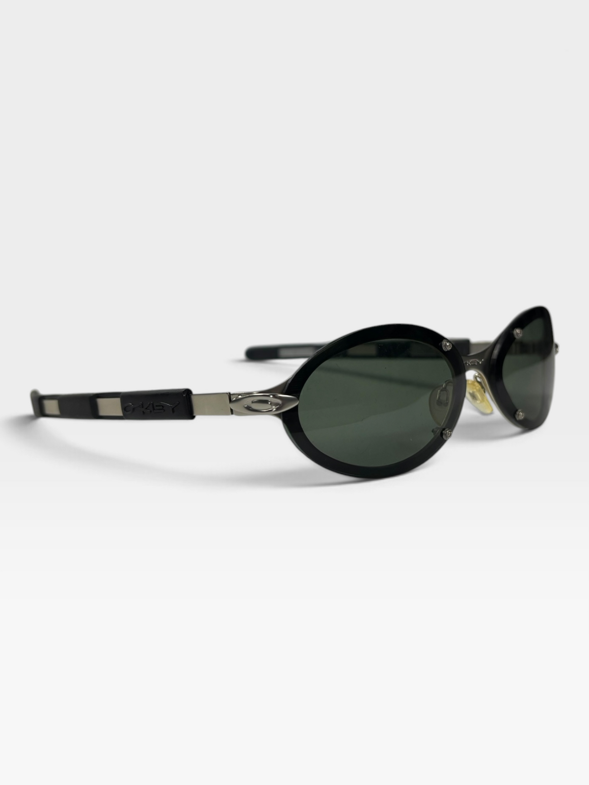 OAKLEY VINTAGE METAL SUNGLASSES